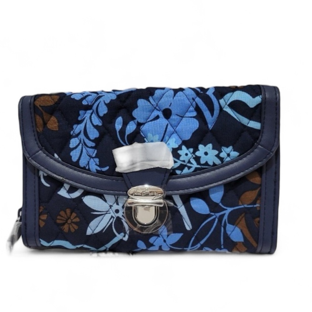 NWT VERA BRADLEY RETIRED Java Floral Ultimate Wristlet